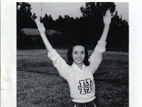 annette-cheerleader